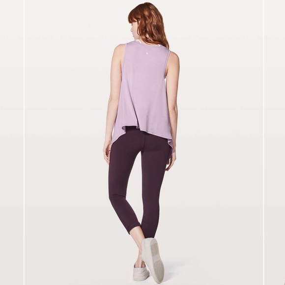 BRAND NEW LULULEMON WATCH ME FLIP TANK - Picture 3 of 8